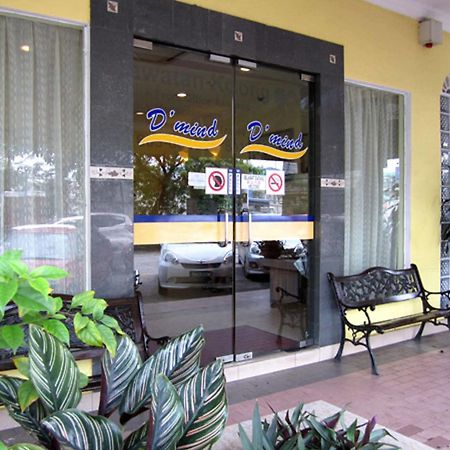 Sun Inns Hotel D'Mind Seri Kembangan Exterior foto